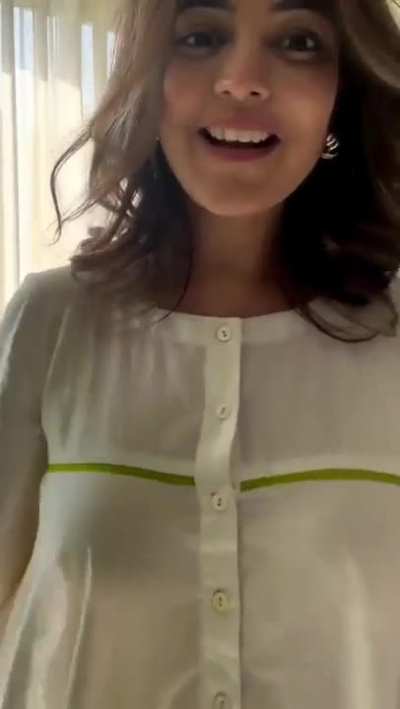 Sexy indian girl in see-through showing nipples 