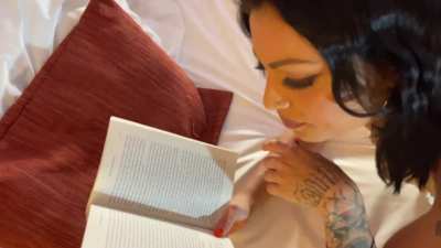 This is how Clara (and I got lost, too) broke her character as her book was (I guess) very interesting - OC, ignoring handjobs scene shooting, after minutes of teasing and doing almost nothing she just went into the book so deeply that I had to say someth