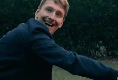 Me trying to stay positive in 2022 while the world continues to fall apart.