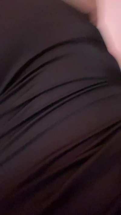 Giving You A Shimmy Shake [OC]