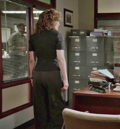 Happy Birthday! Shades of Blue [S2E2-2017]