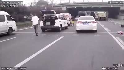 Who’s at fault here I wonder 