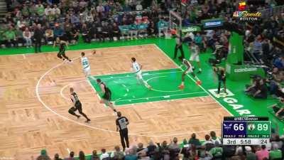 [Highlight] Jayson Tatum drives right to the rim for the big jam over Mark Williams