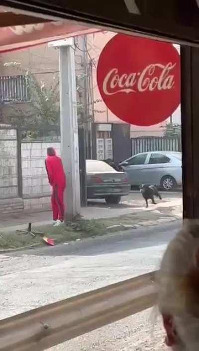 En chile todo cambio! Antes era de noche y hoy es en toda hora.SOMOS VENEZUELA !!