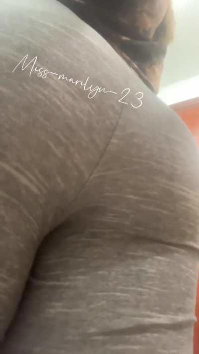 What a loud blast of a fart ! 