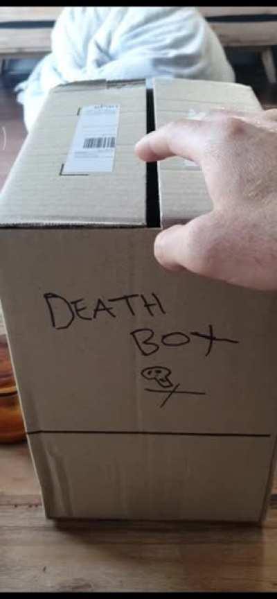 [BOX OF DEATH] Stats in comments. (r/aww)