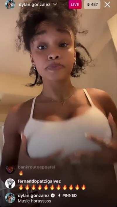 Sorry about her eye but 😍