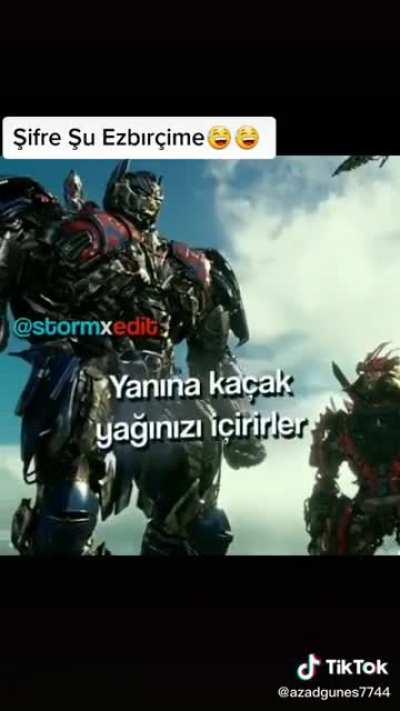 Tiktokta Bazen Güzel Editler Oluyo Bunun Gibi