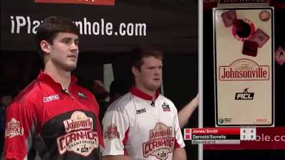 [Highlight] Sam Darnold vs Daniel Jones Cornhole 