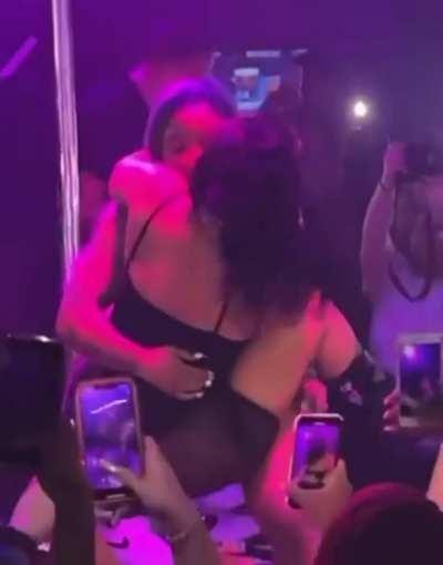 Even the bitches want Ari