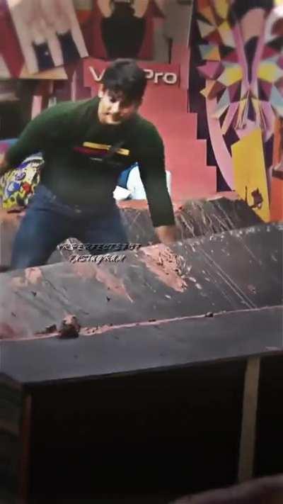 Imagine if the mandali was in season 13.