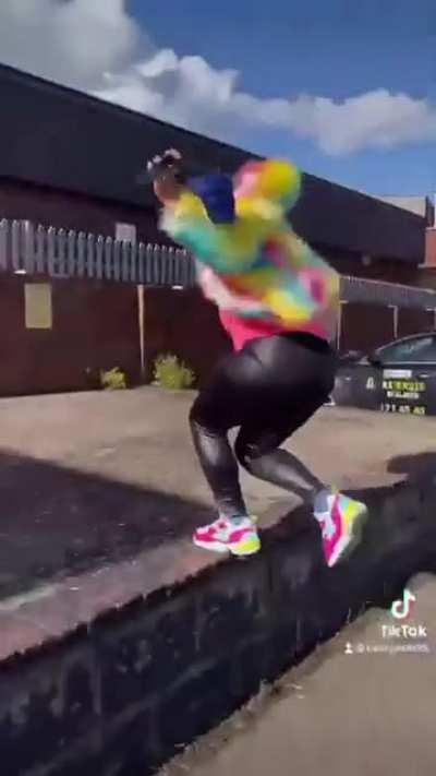 QoL when strags shit talk our sub