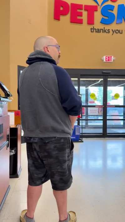 Pet Smart tantrum over fish.