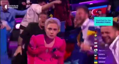 Me trying to find who the hell invented this new results reveal system