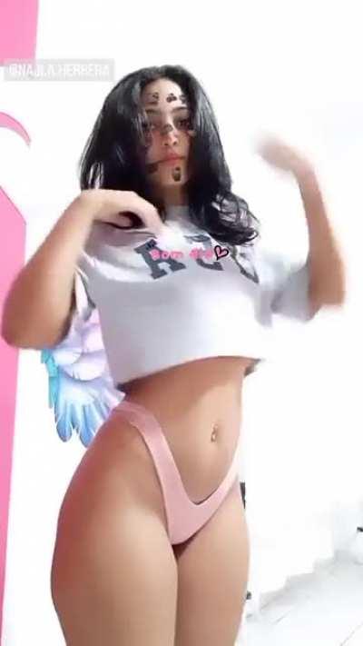 NAJ FERREIRA DELICIA