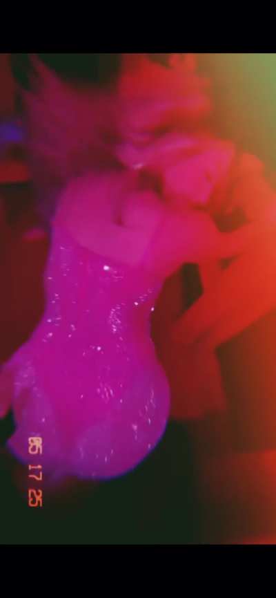 @alanygrajeda  🍑😍