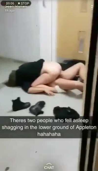[NSFW] Two students passed out while having sex at the University of Edinburgh