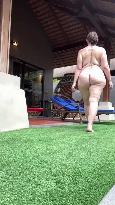 Dimple ass queen 👑