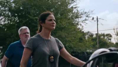 Birthday Stunner: Andrea Savage in Tulsa King [S1E8-2023]
