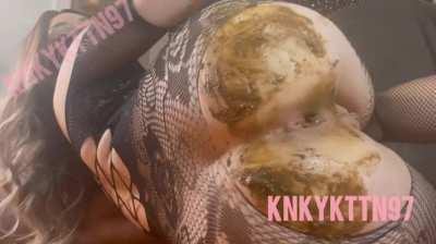 People always ask how so much shit fits inside me!