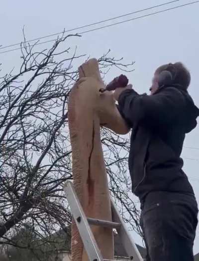 Incredible carving skill