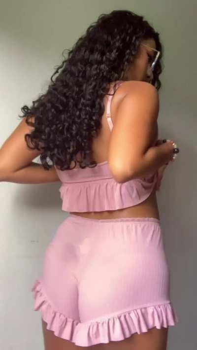 I hope this angle makes you cum really fast