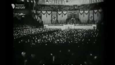 Minister of Propaganda Saori Takebe😳 [not mine]