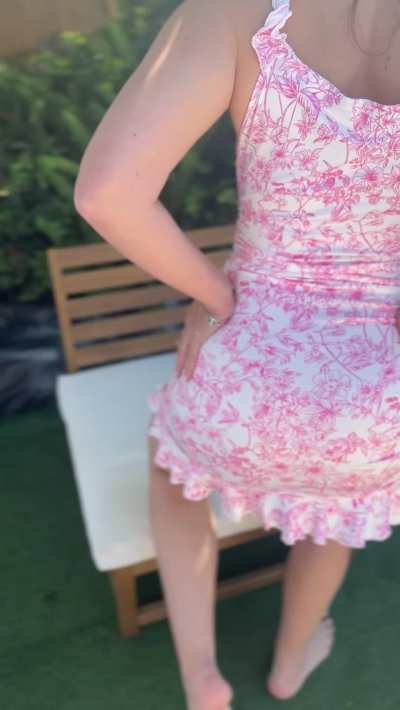 Dress on my ass, dress off my ass