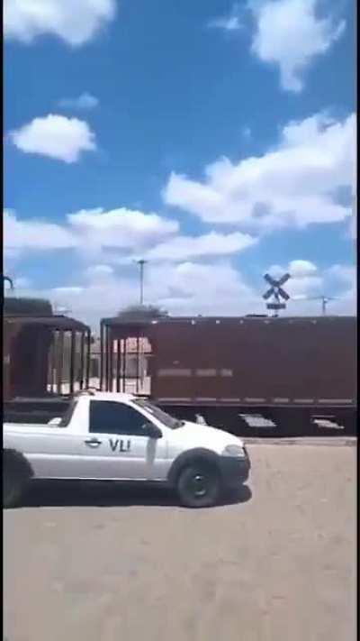 Finalmente saiu liveaction do subway surfers