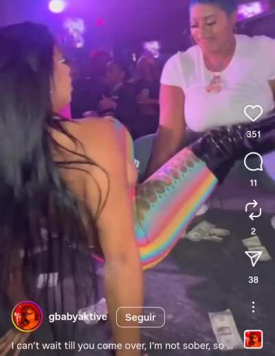 Upvote if you want to fuck her, comment if you came to this