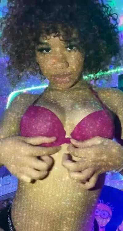 (NSFW) @gogetta.blasian on ig