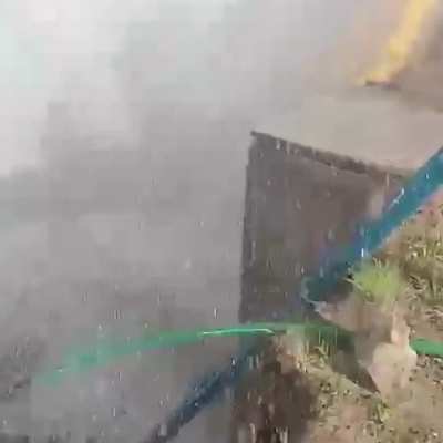 High-pressure pipe explosion