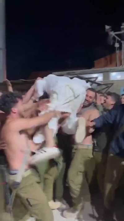 Thanks Araps for all this new high culture. And to think we were used to listening to Mozart...