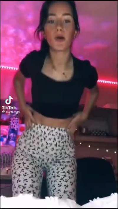 Plz tell me someone has her @