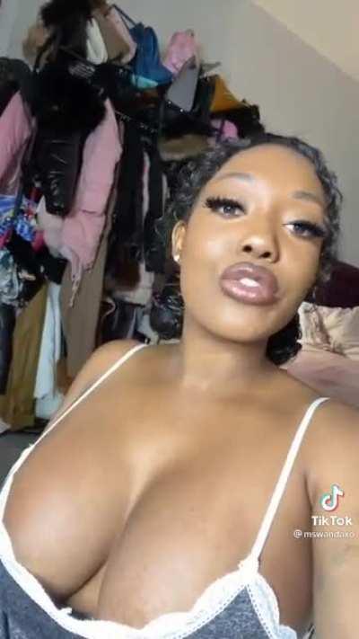 thank you so much for wearing that top🥰