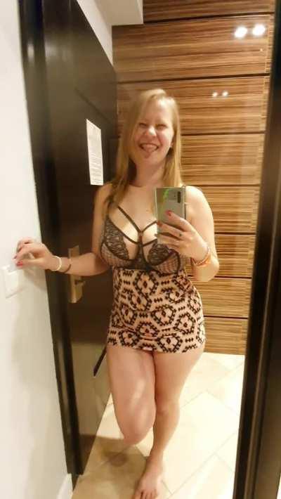 I was in a hotel recently and something strange was happening with the lights.