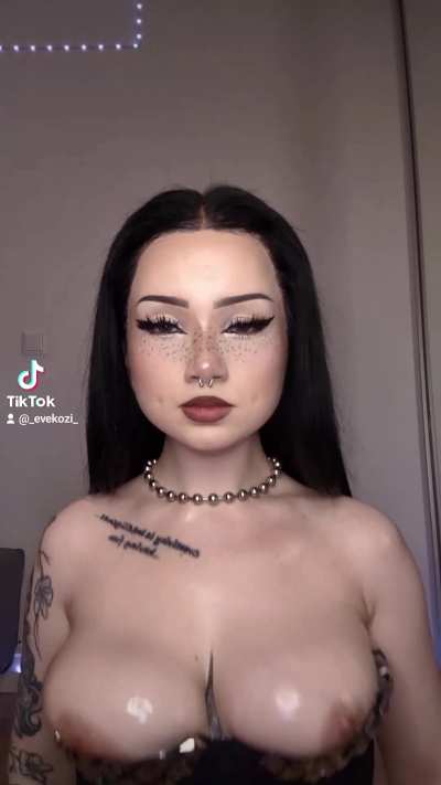 Here to end your No Nut November 🤤💦