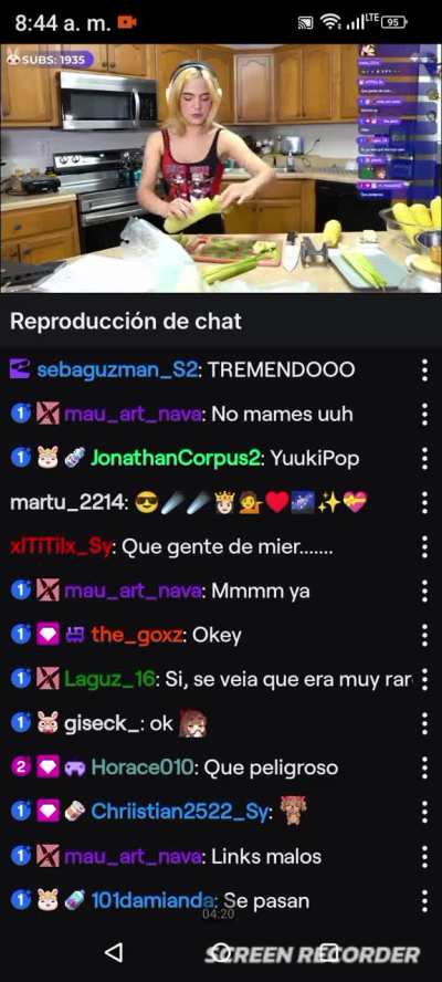 Con esto confirme que el mayor miedo de esta tia es que se le filtre información personal y se den cuenta de su pareja todos los dias debe de rezar para que no le pase