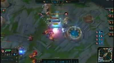 Trying out the double ult build on Sett with the help of a friend