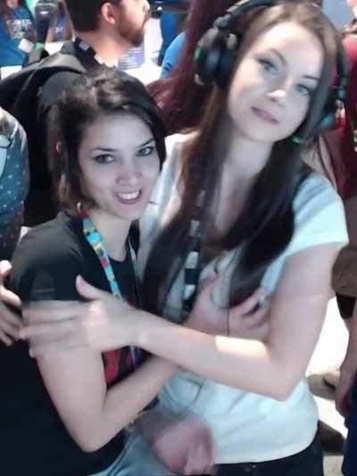 Twitch gamer's envious friend