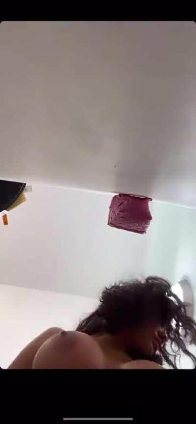 I got y’all gang 💪🏾