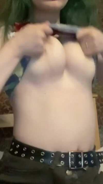Teen titty drop! (Oc)