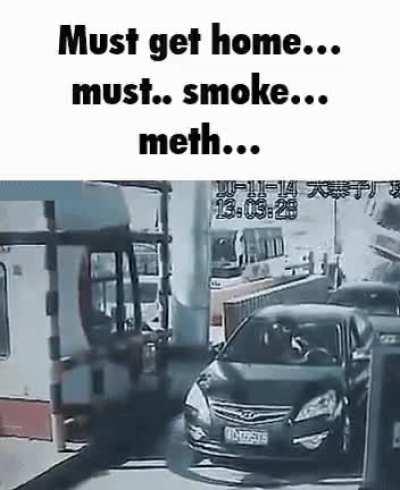 have..... to smoke... now...