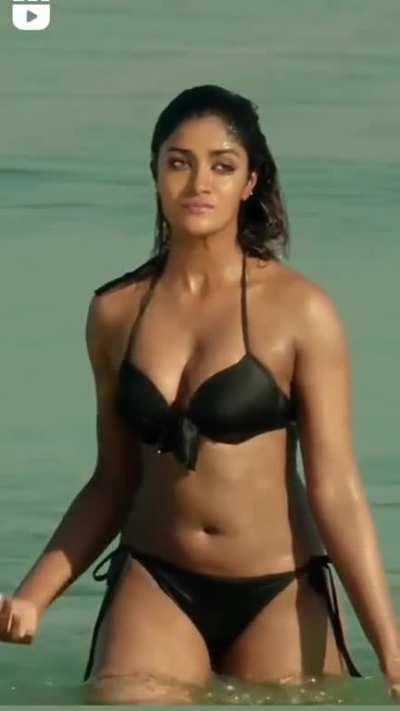 Dimple Hayathi Thighs