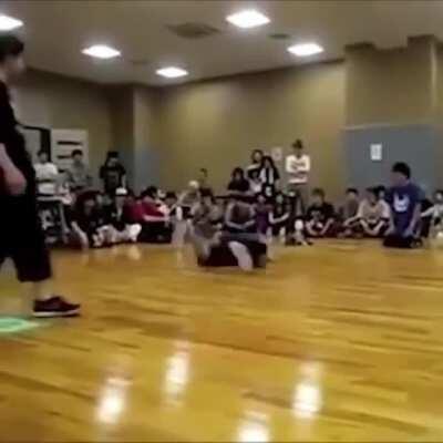 his friends got so excited lmao