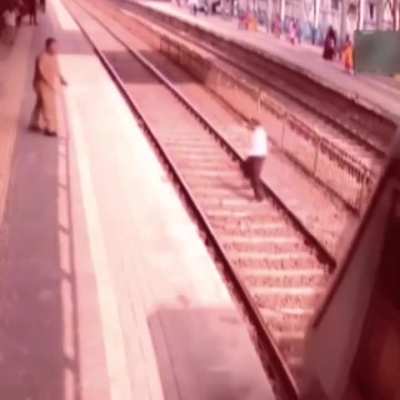 Yes the shoe is more important