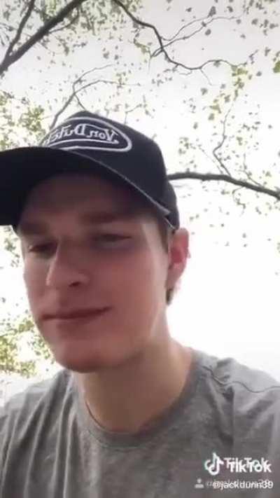 Quando você compra o lanche do Travis Scott.