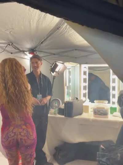 'Thank you for inspiring me so much and for these two historic nights.' - IG December 2025