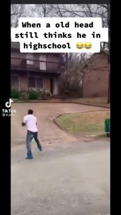 Unc ahh buggin he think he going d1