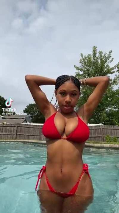 These arent boobs. they are TITTAYS 🐄